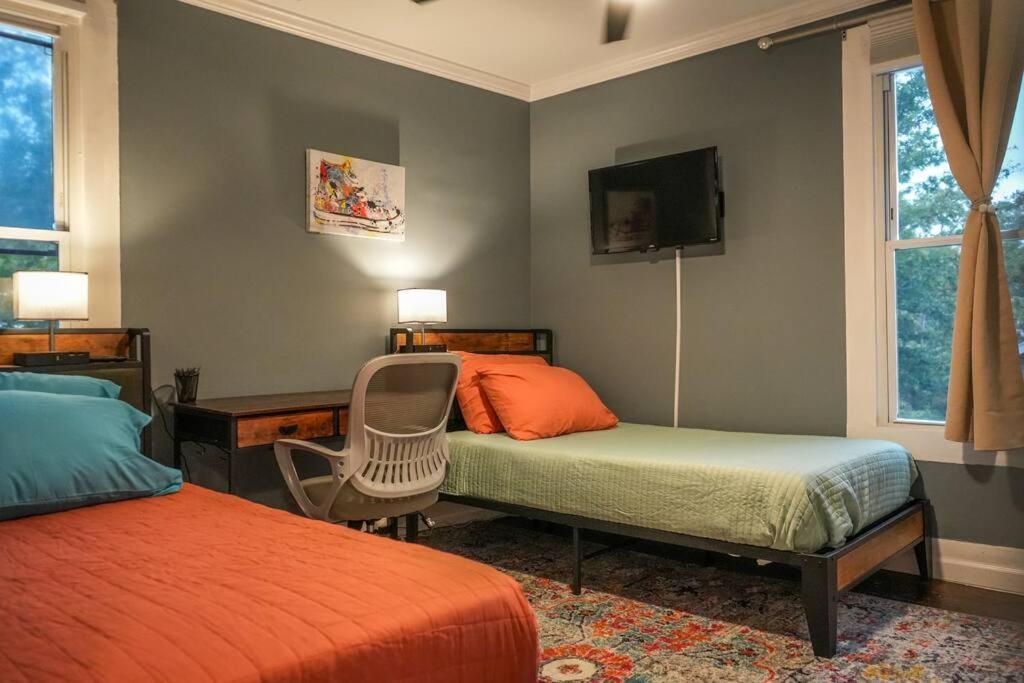 Вилла Historic Coastal Haven- Pet Friendly Fast Wi-Fi Норфолк Экстерьер фото